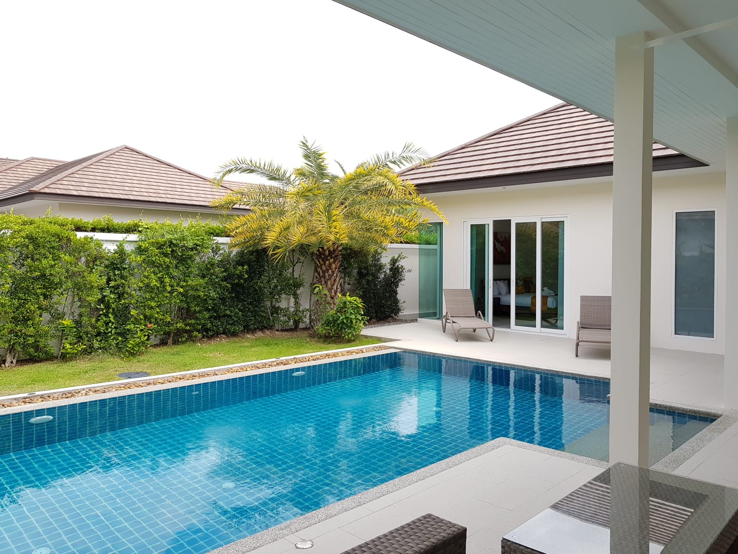 House Pool Villa