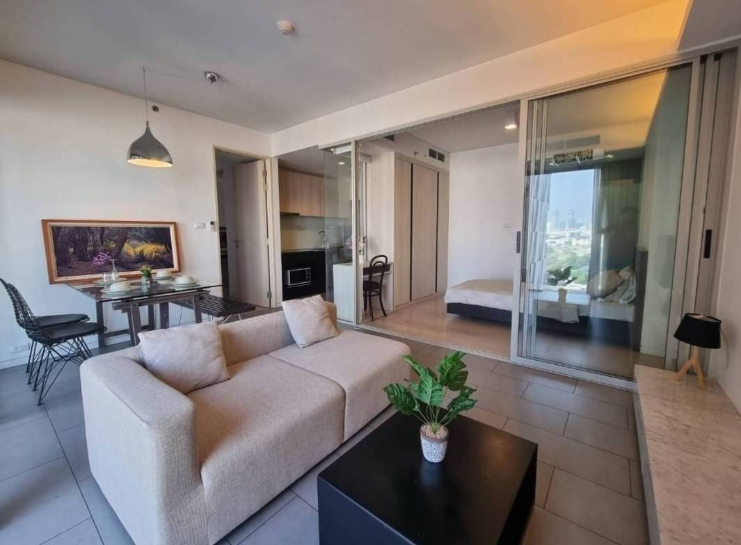 2bed2bath for rent at Siamese Ratchakru