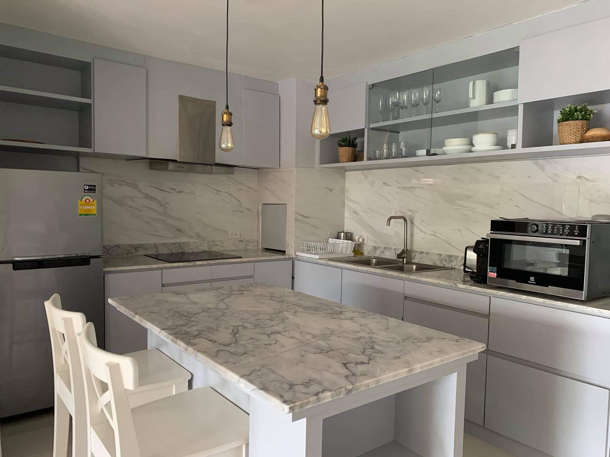 2 bedrooms Seaview Apartment for rent