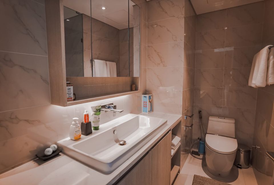 3 Bedroom Apartment with Lagoon View