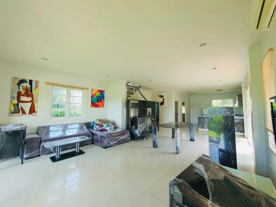 Long Term 3 Bedroom Pool Villa for Rent in Chalong