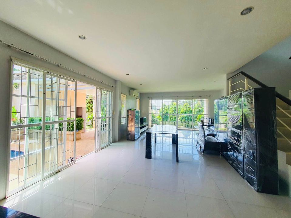 Long Term 3 Bedroom Pool Villa for Rent in Chalong