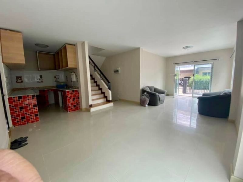 2 storey detached house, Tada Town Sriracha. Condition like a new house