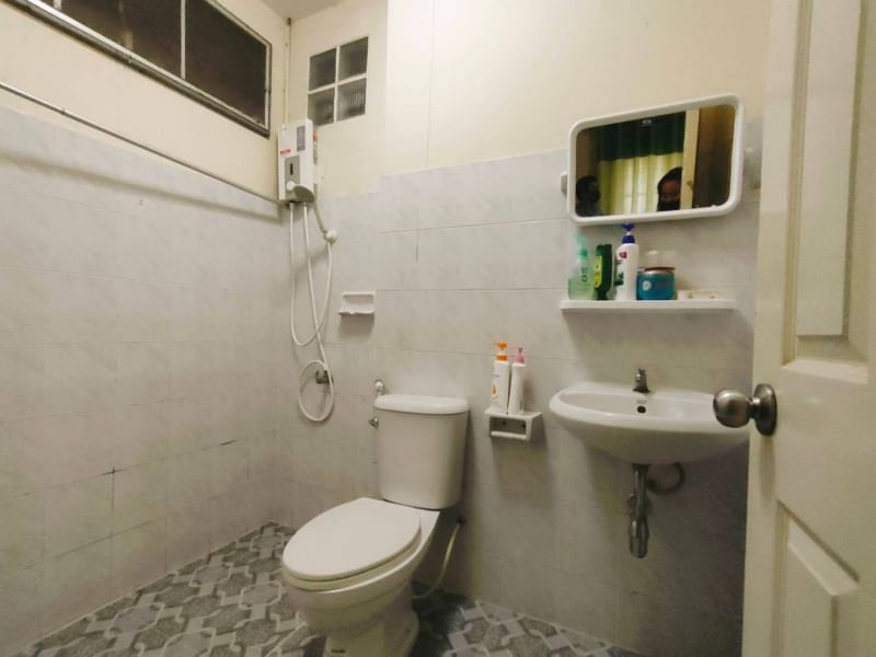 low cost single house Sahapat Group, Chonburi