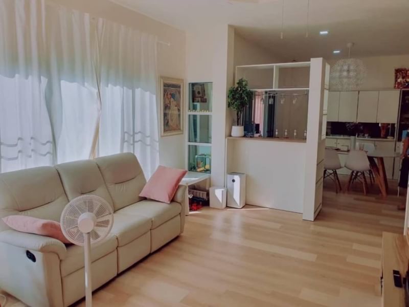 Beautiful house, golden location There are facilities in Sriracha.