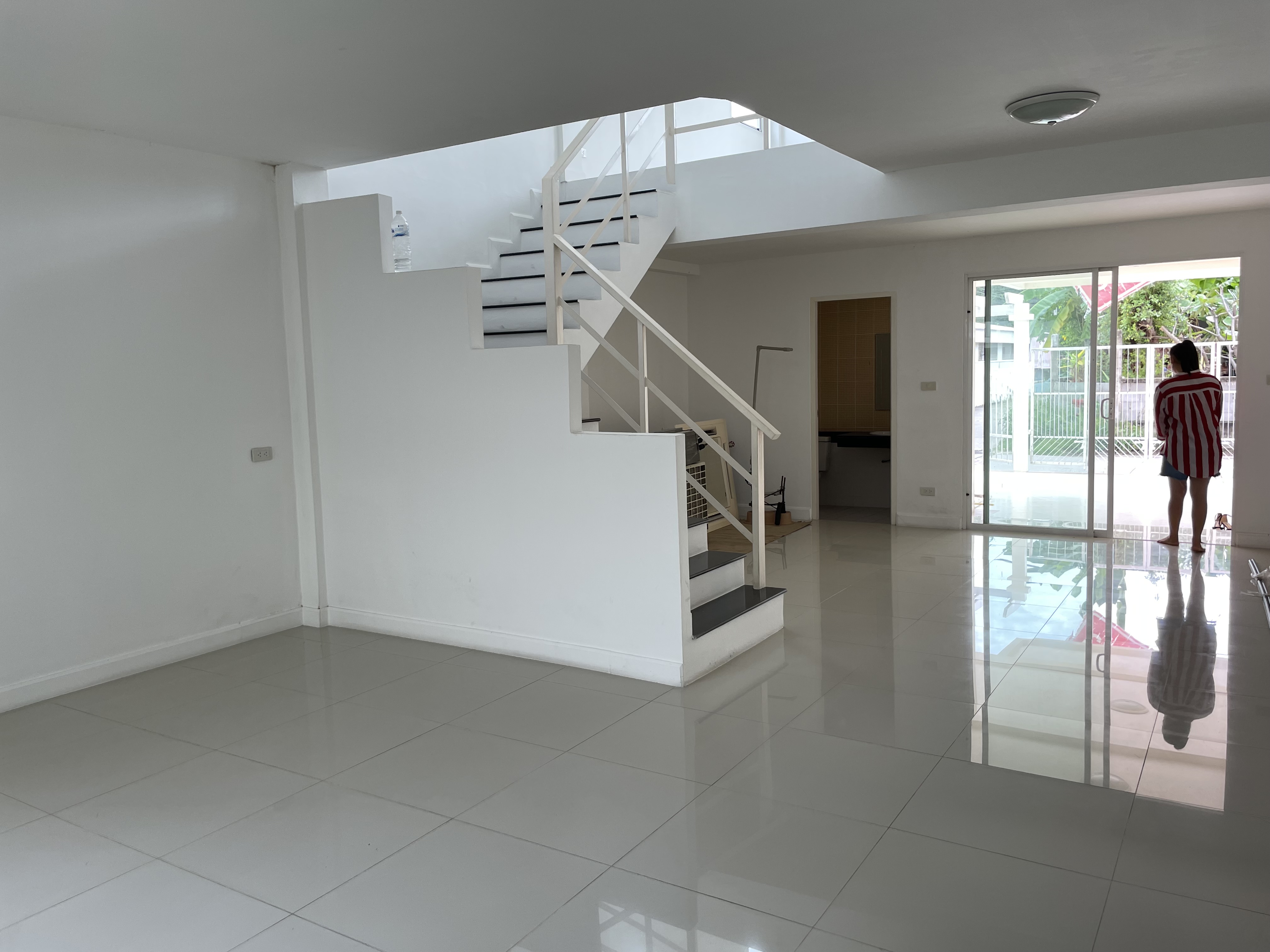 Townhome close to the beach for sale