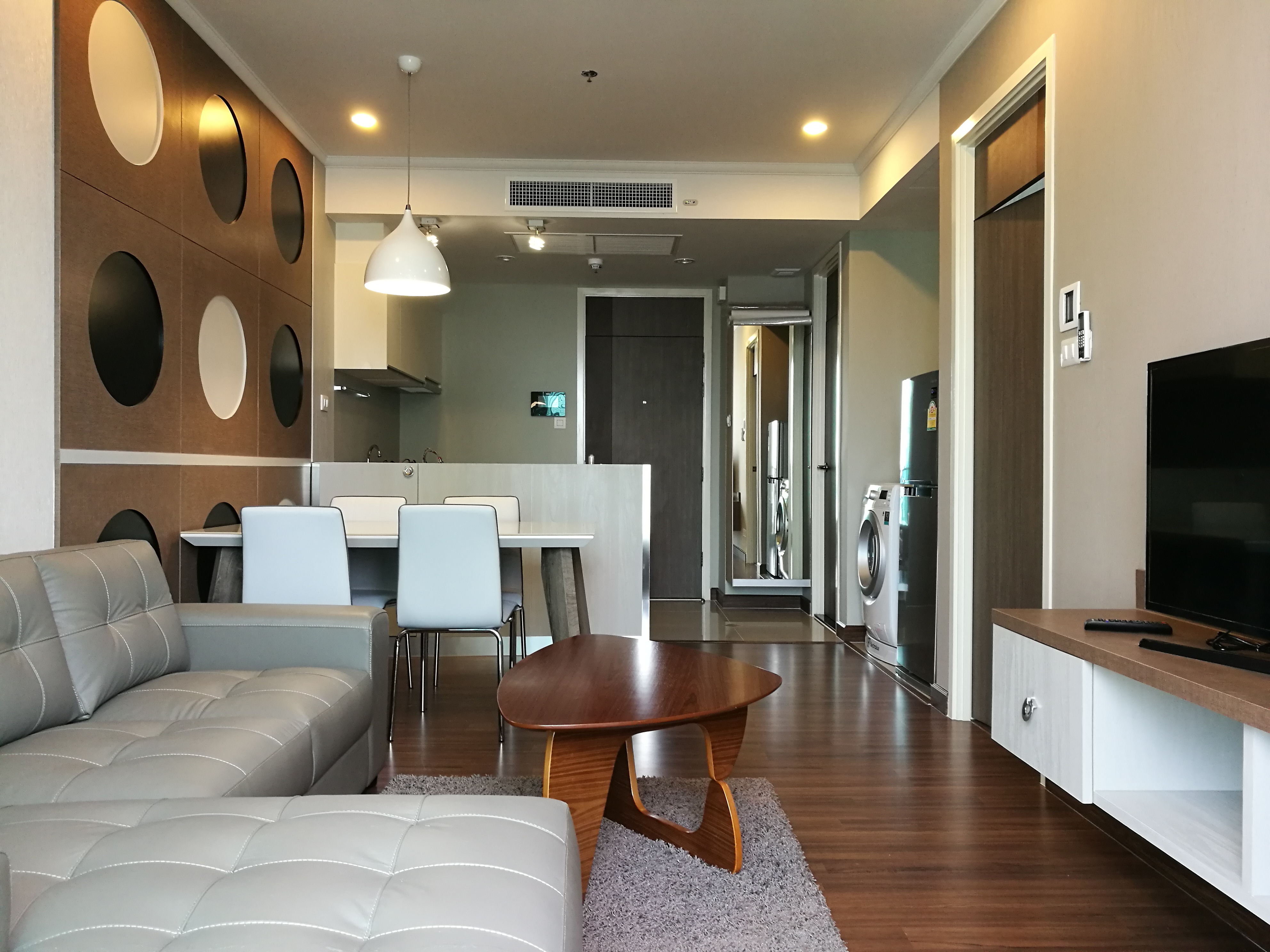 Supalai Elite Sathorn Suanplu Condominium