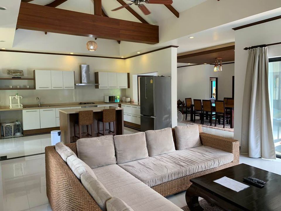 3 Bedrooms Villa for Rent