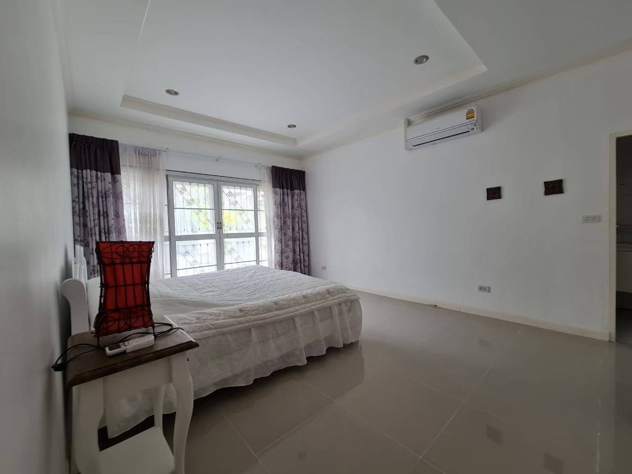 Pool villa for rent in Hua Hin Soi 88