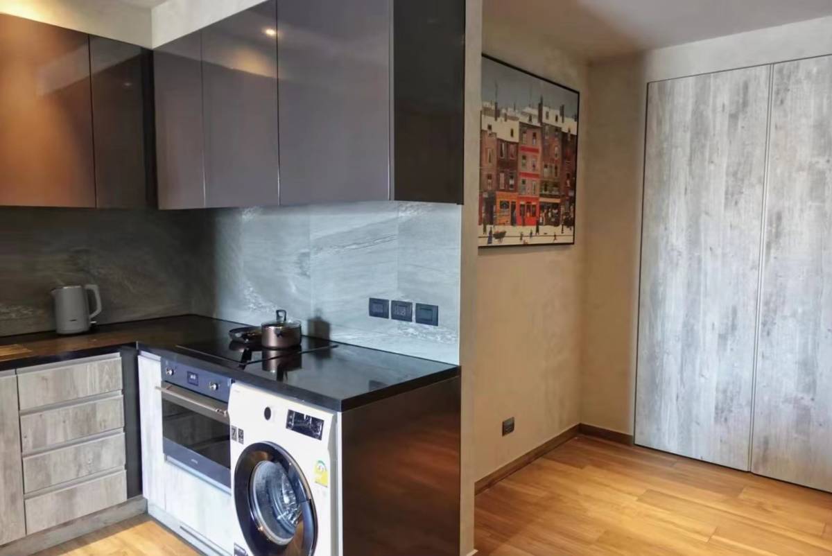 The Lofts Silom 2 Bed 1 Bath Unit For Rent