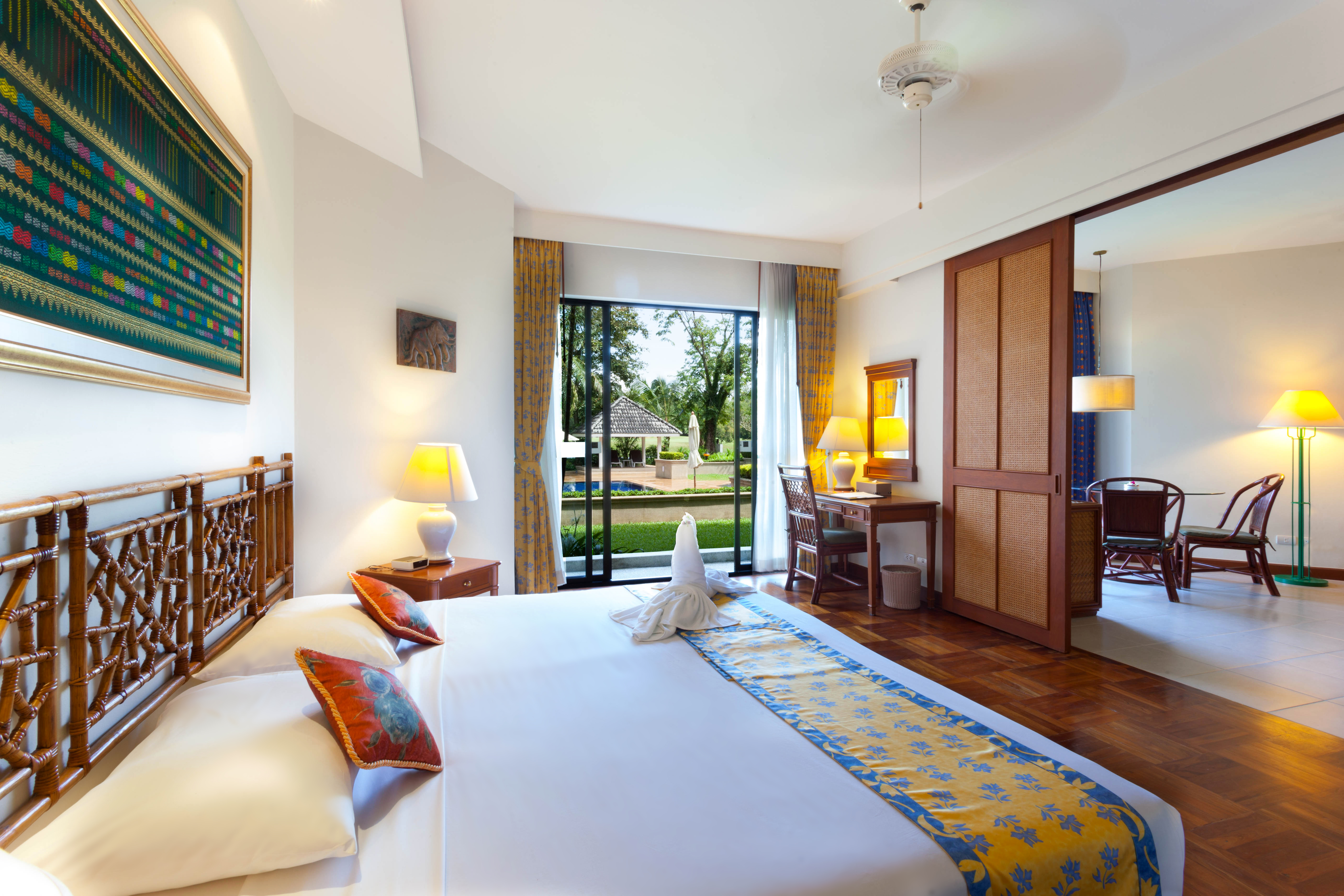 2 Bedrooms Superior Garden View in Laguna Area