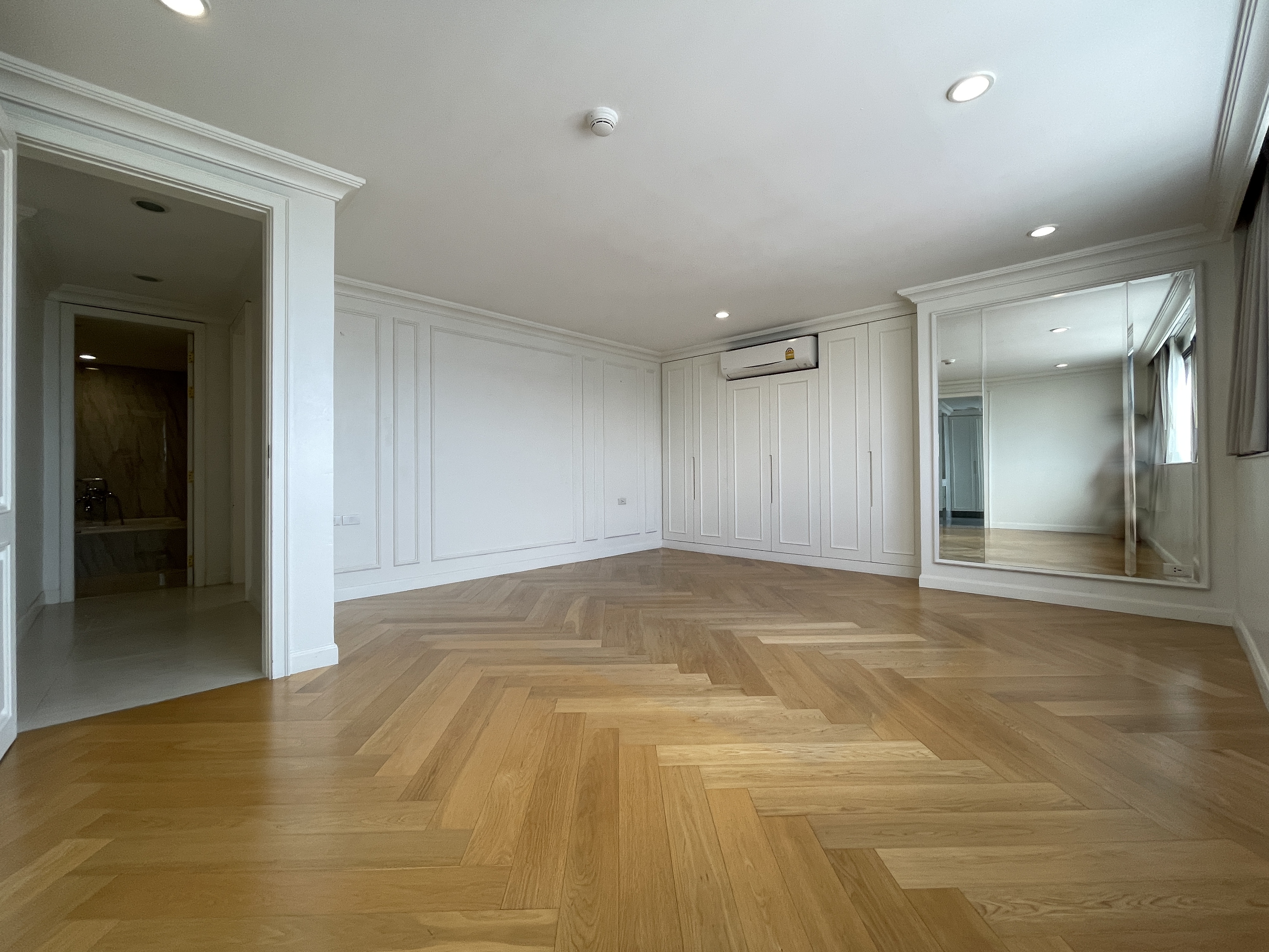 Newly Renovated 3Bedrooms at President Park Sukhumvit24 for sale