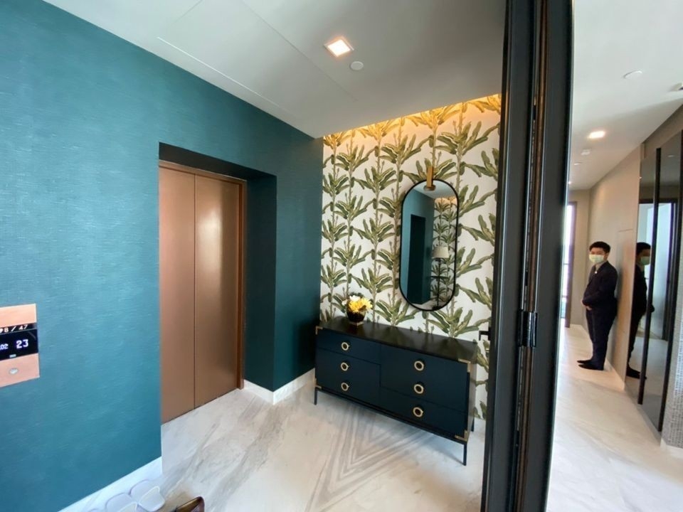 120k 2bed 3bath 125SQM 8Flr THE MONUMENT THONGLOR