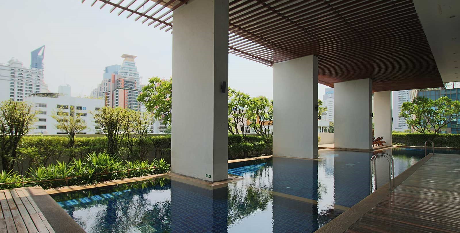 Apartment in Phrompong