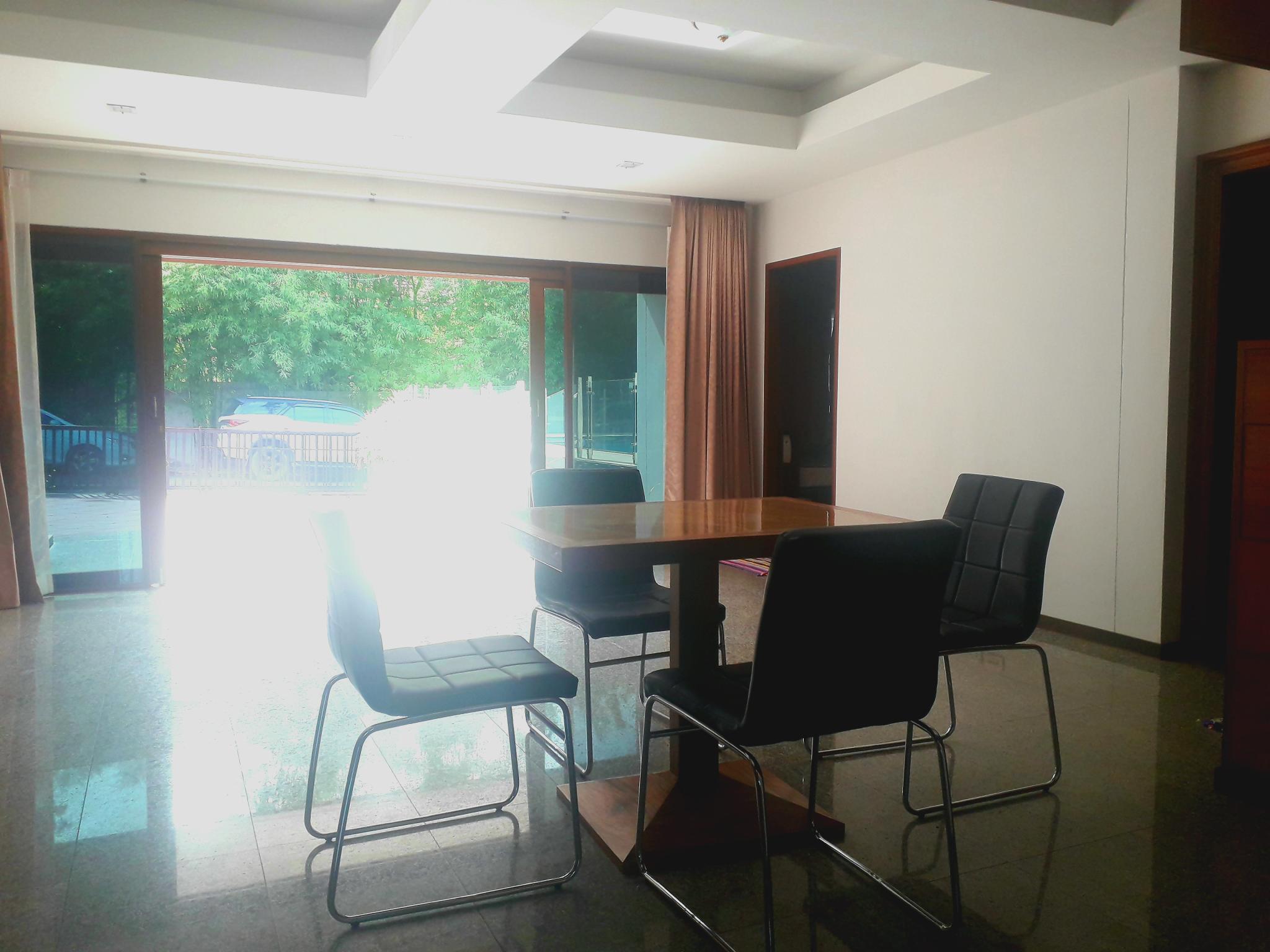 Hin Lek Fai Family Home with private pool
