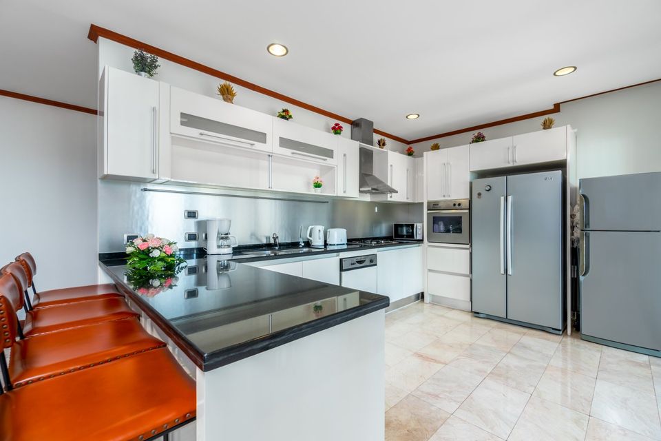 Thai Style 3 Bedroom Villa for Rent in Surin