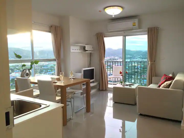 Great view corner room Hua Hin apartment