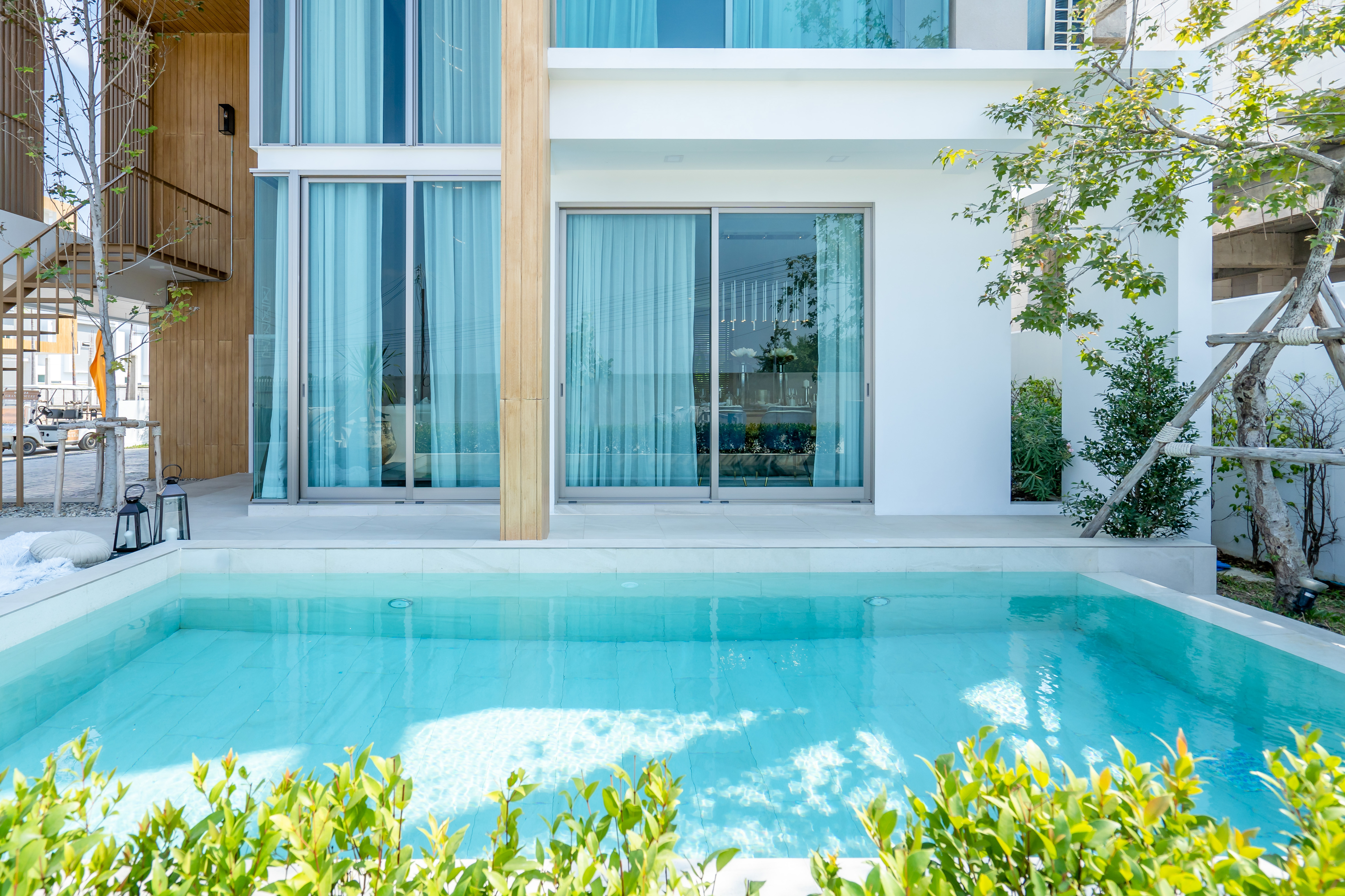 Brand New Luxury House with private pool for SALE in gated community Buak Kang
