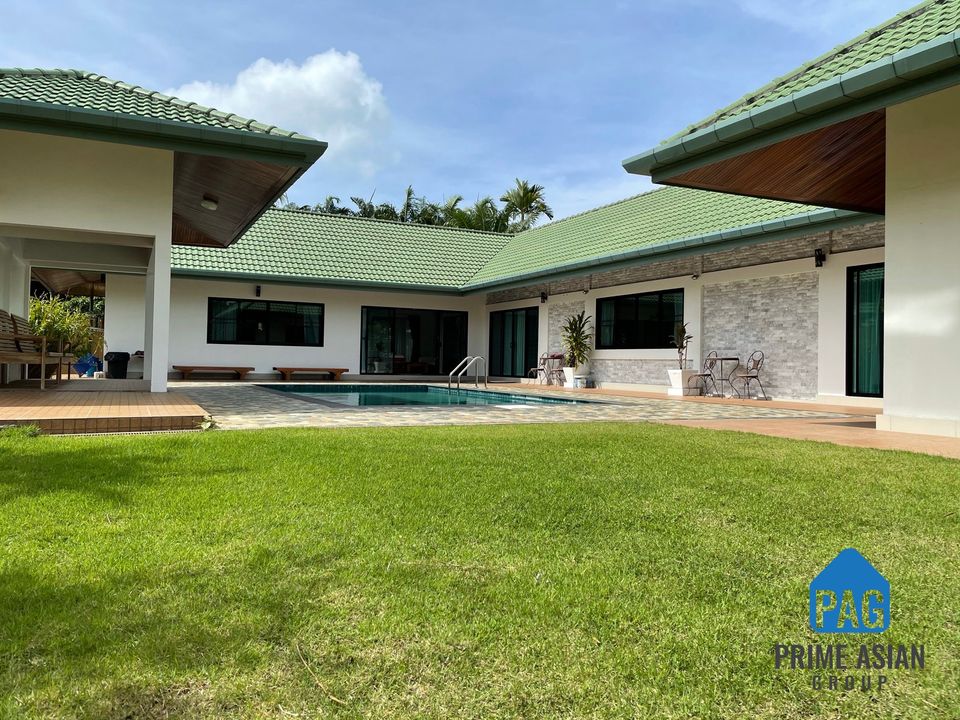 4 Bedroom Pool Villa for Rent in Rawai