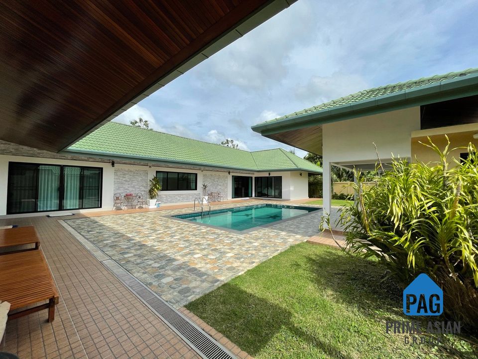 4 Bedroom Pool Villa for Rent in Rawai