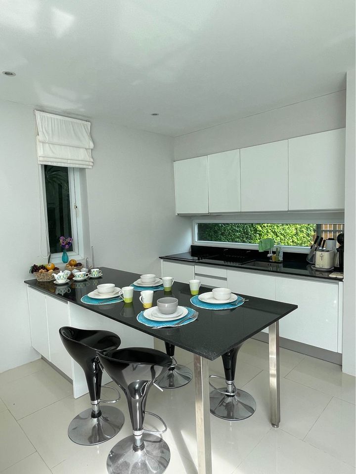 Modern pool villa 2 Bedrooms 2 Bathrooms