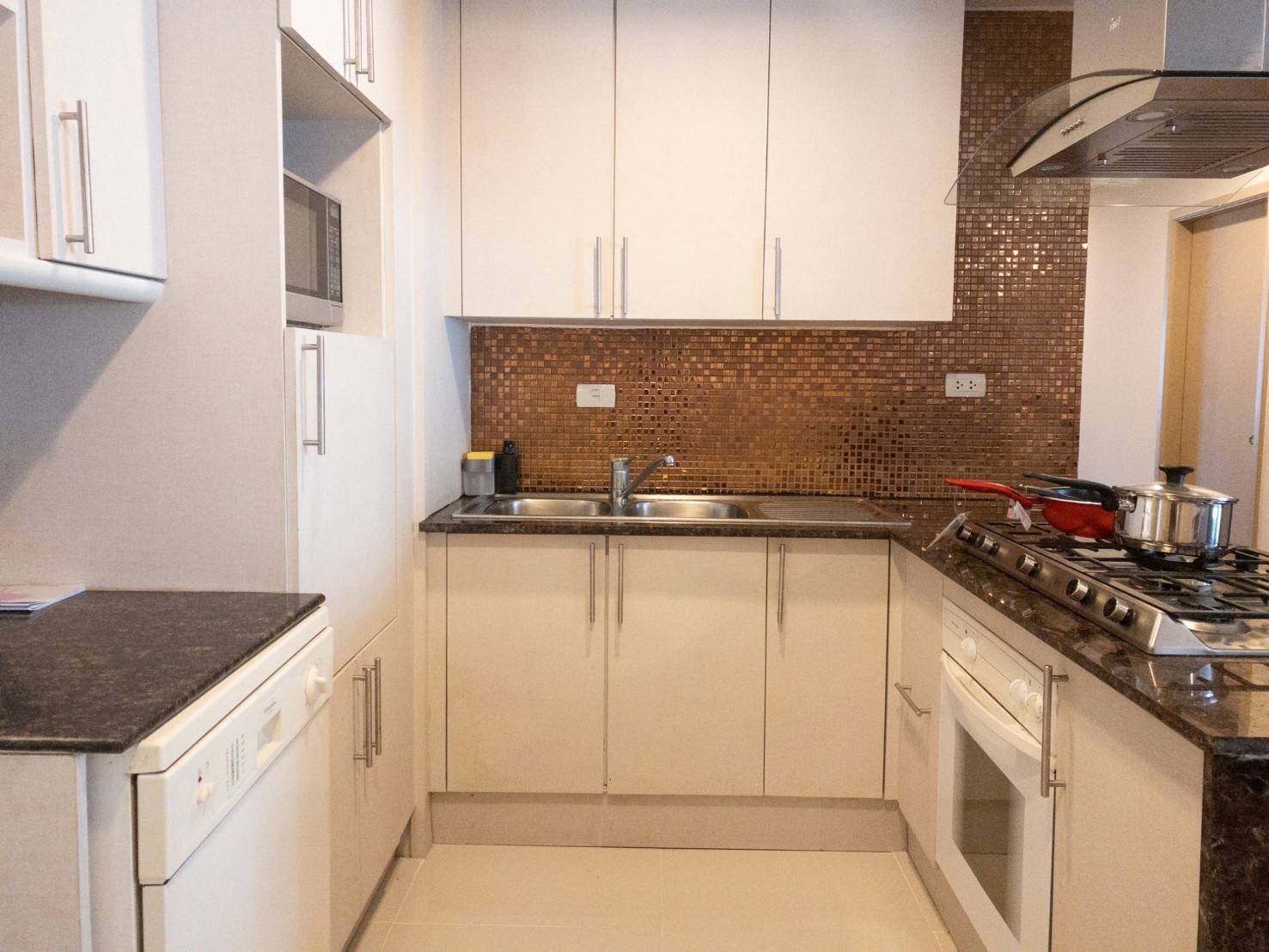 3bed3bath for rent at G.P. Grande Tower