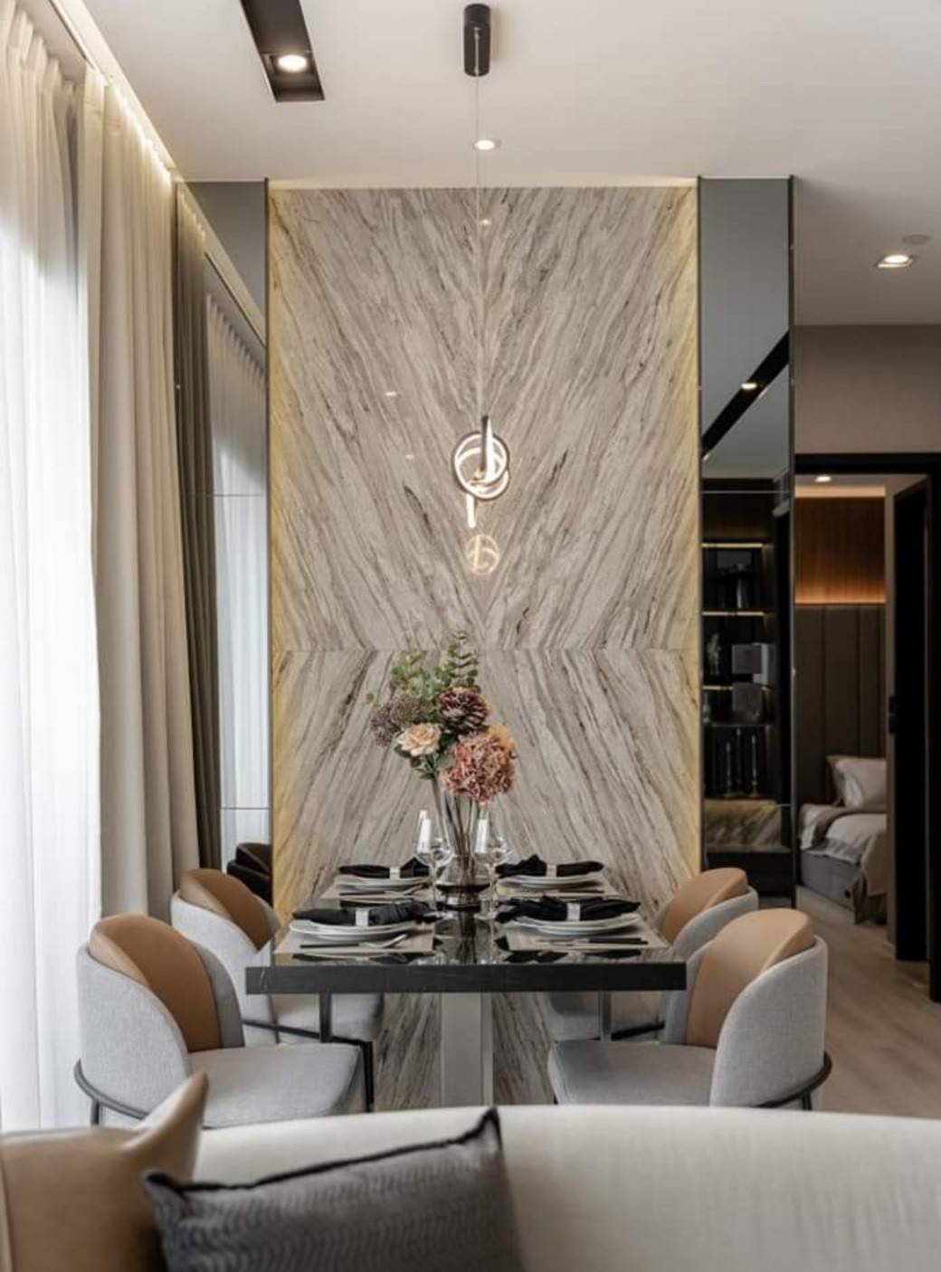 2bed2bath for sale at The Room Phayathai