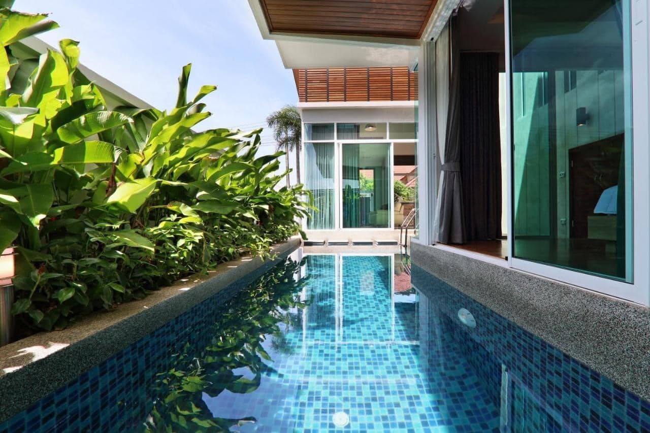 Modern Pool Villa