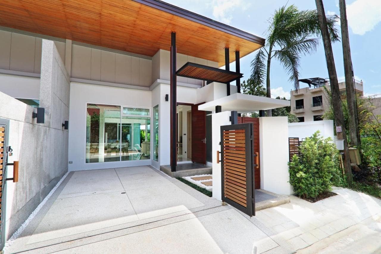 Modern Pool Villa