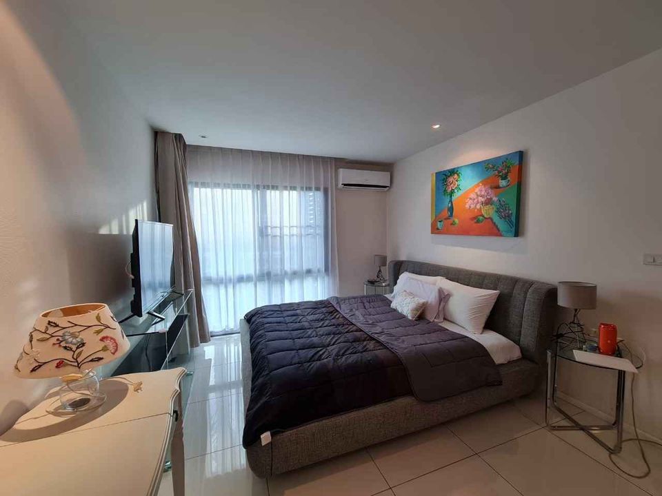 Beachfront 2 Bedroom Apartment in Rawai