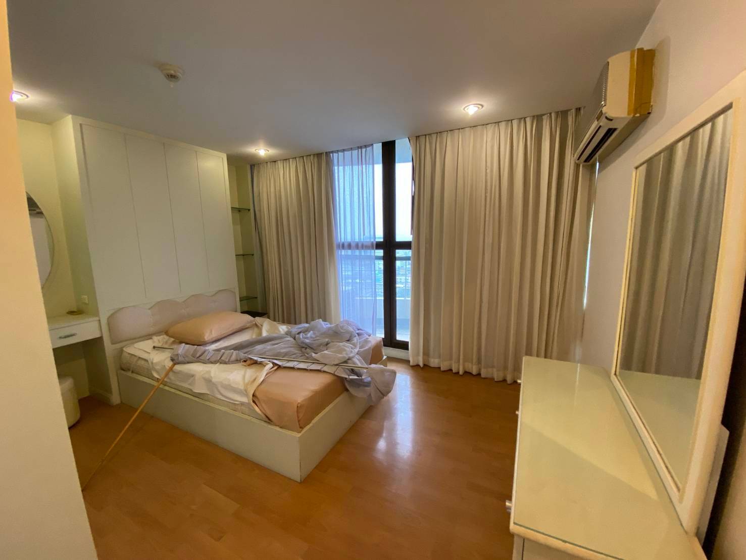 3bed2bath for rent & sale at Supalai Place