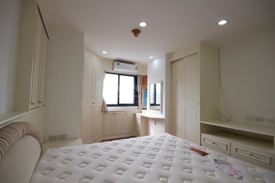 2 Bedroom Condominium for rent in Sukhumvit Park, Khlong Toei, Bangkok