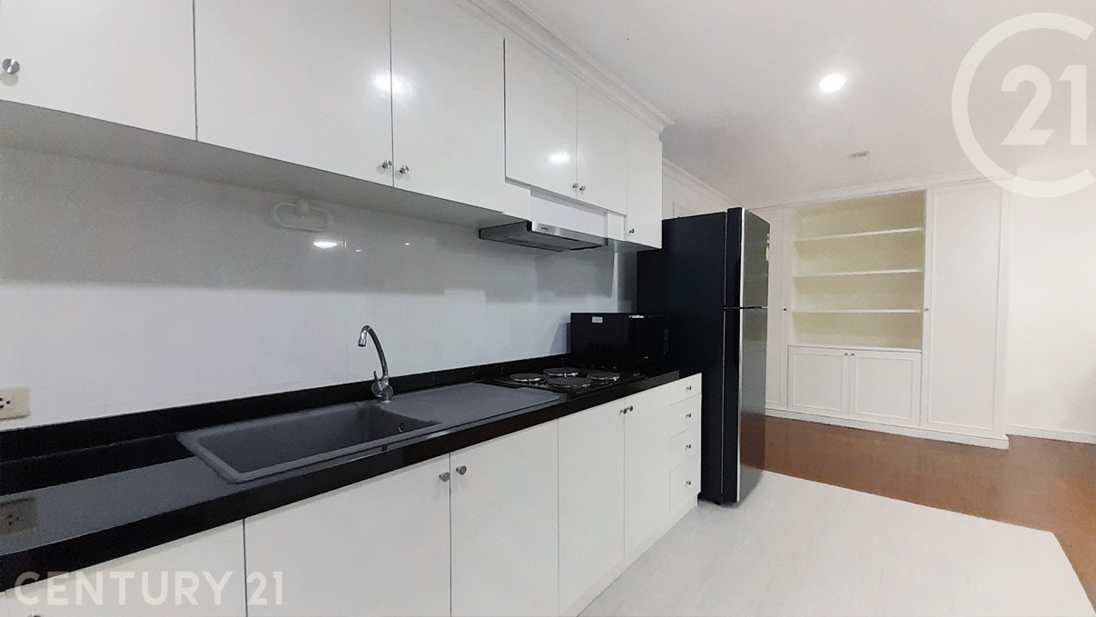 ACADAMIA GRAND TOWER | Spacy 2 BR, Fully Furnished, Short Walking to BTS Phrom Phong