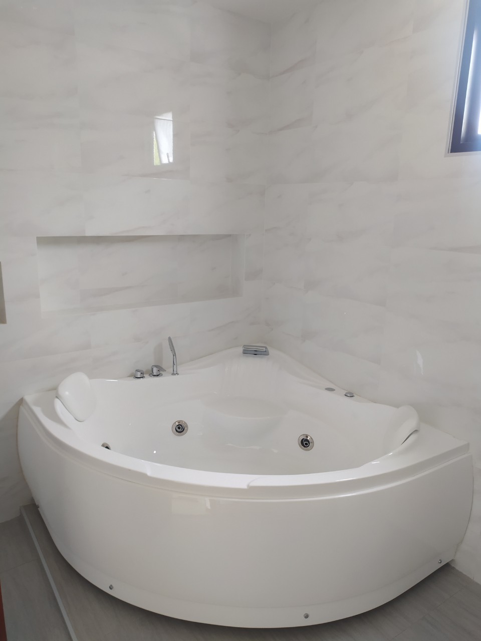 House Pool Villa Hill