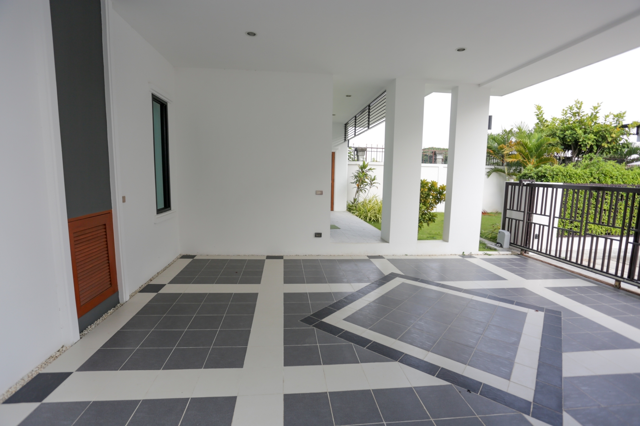New 2-story House Unfurnished in gated community for SALE