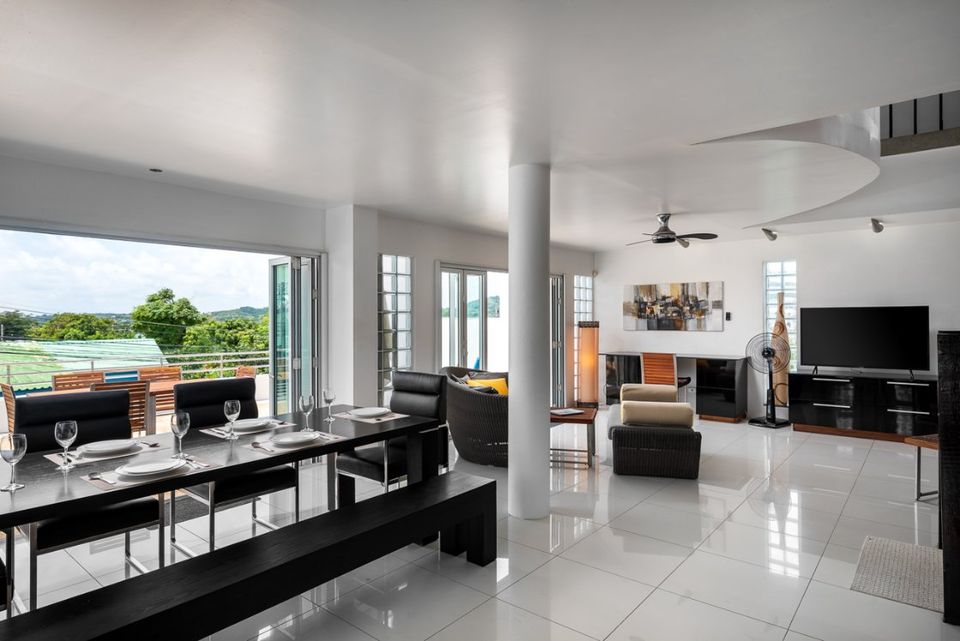 3 bedrooms pool villa in Rawai area