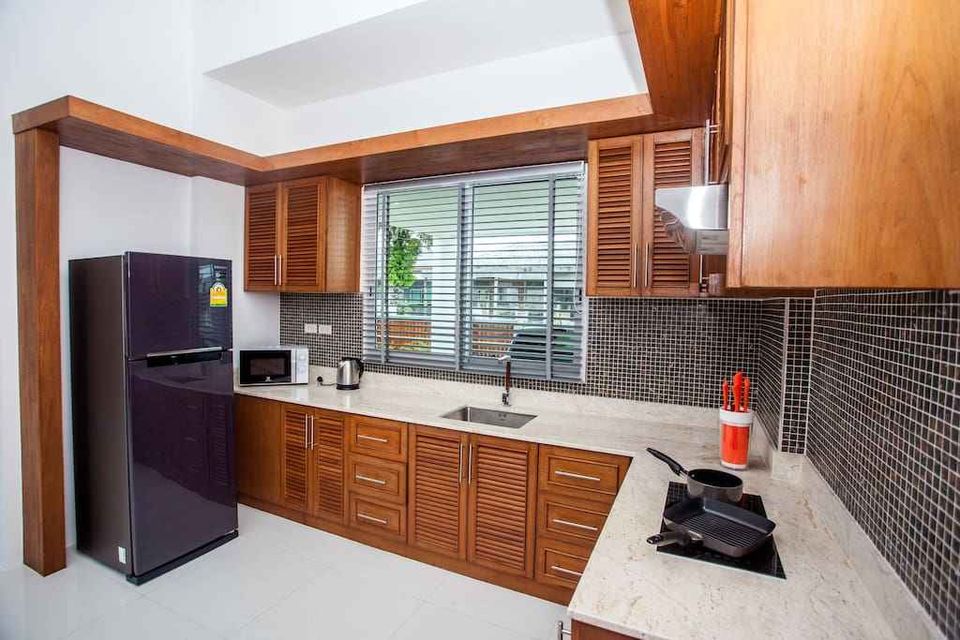 Lagoon view 3 bedroom pool villa for rent in Cheng Talay