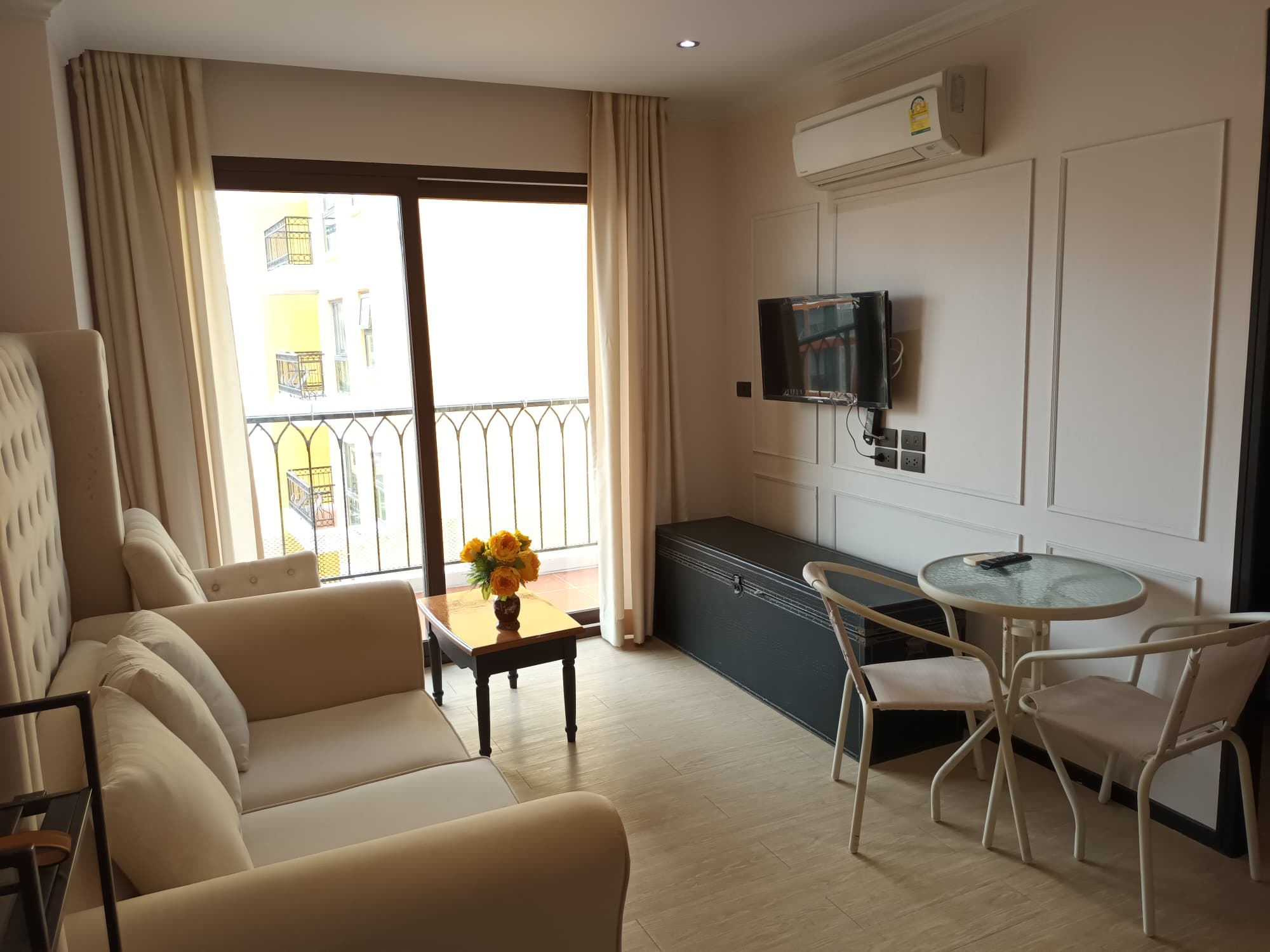 #Sale Venetian Resort Pattaya near Jomtien Beach. Special price of only 2,400,000 baht.