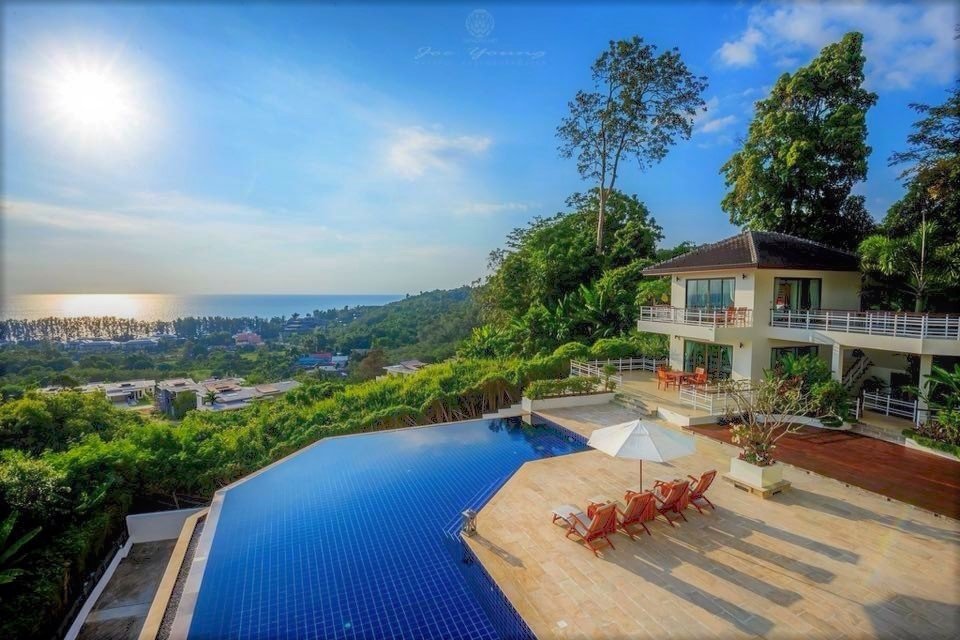 Luxury Pool Villa 3 bedrooms at Naiton Beach