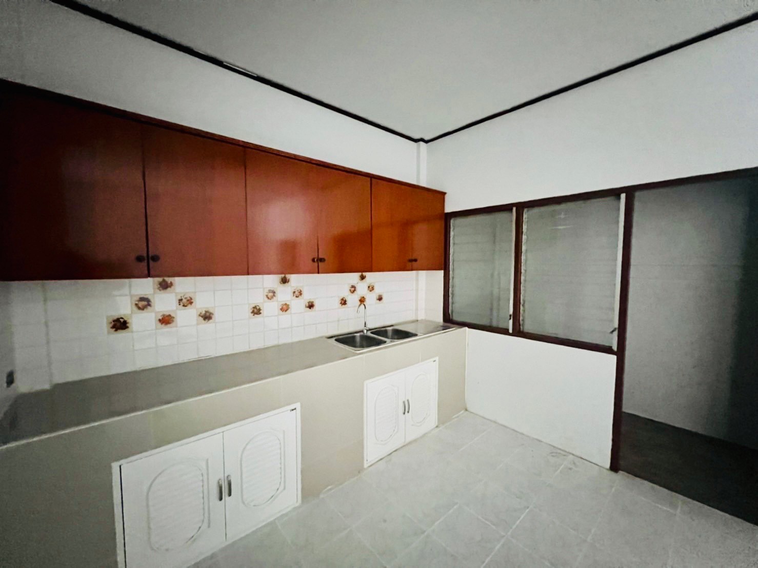 #Townhouse for sale, 2 floors, area 21 sq.wa. round barren fields (Country Club Villa)