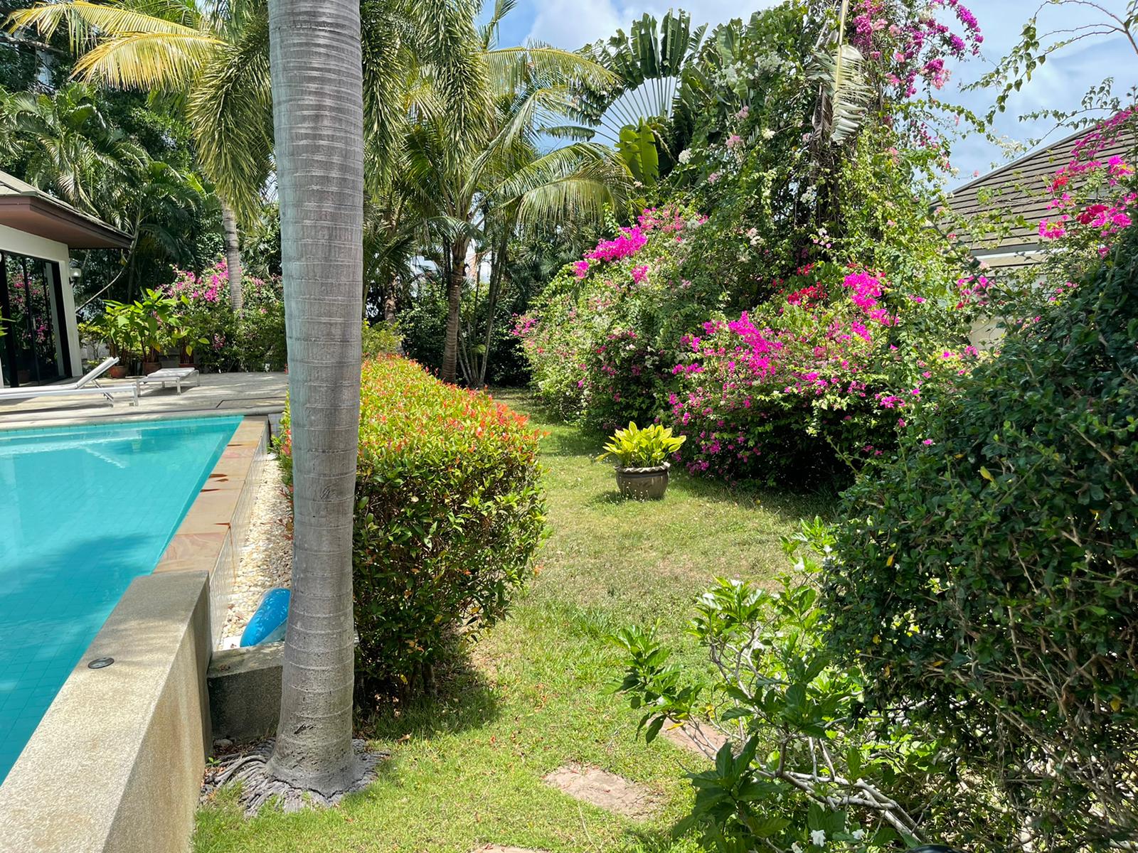 Fully furnished 4 Bedroom Pool Villa in Rawai
