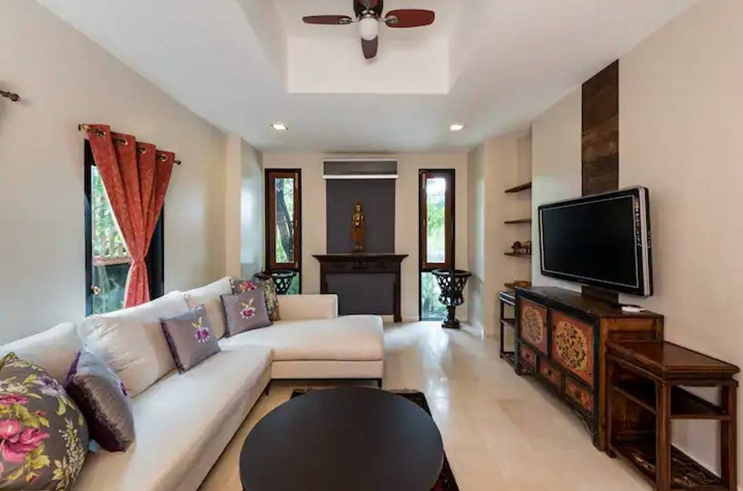 Oriental Style Villa for RENT (BTS Bearing)