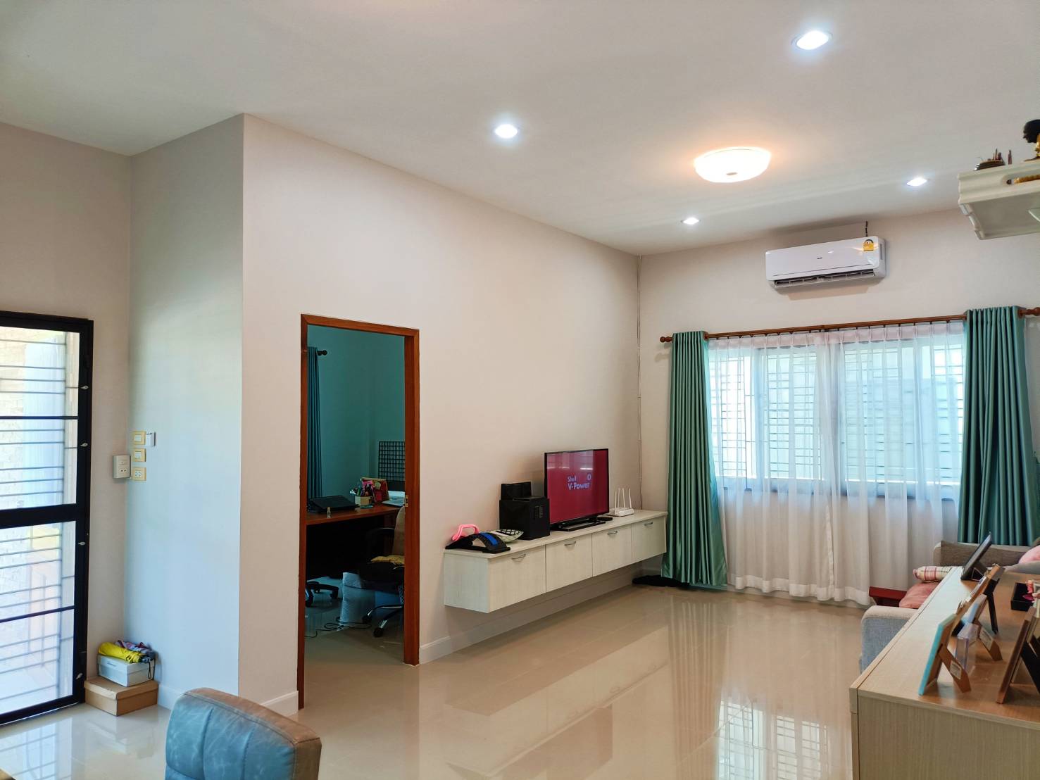 House for Sale with good atmosphere