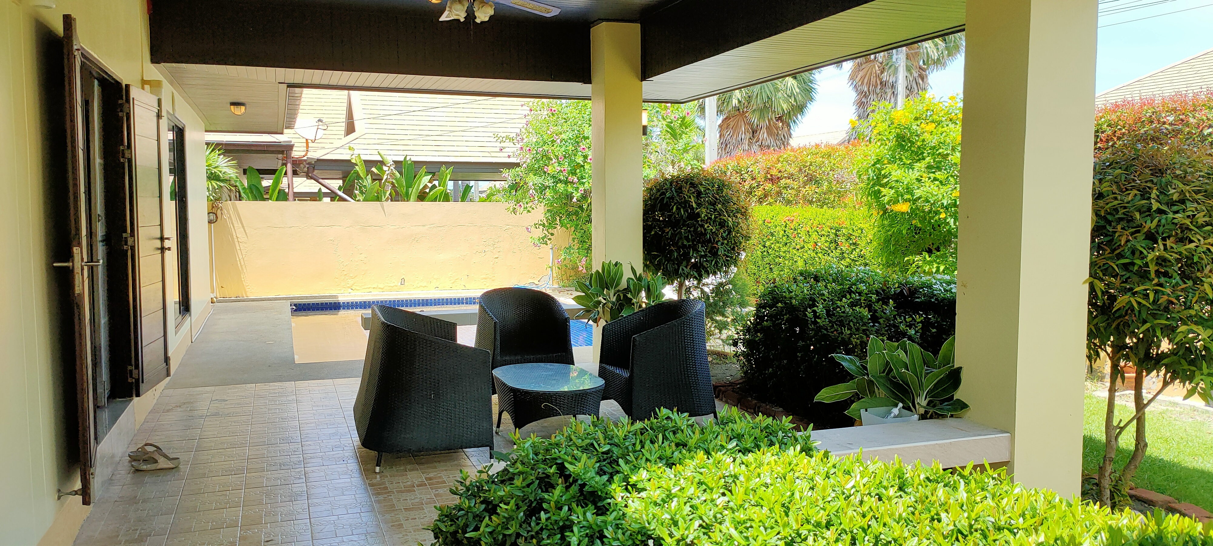 Nice modern house with swimming pool for Rent near town in Hua Hin , Prachuap Khiri Kan