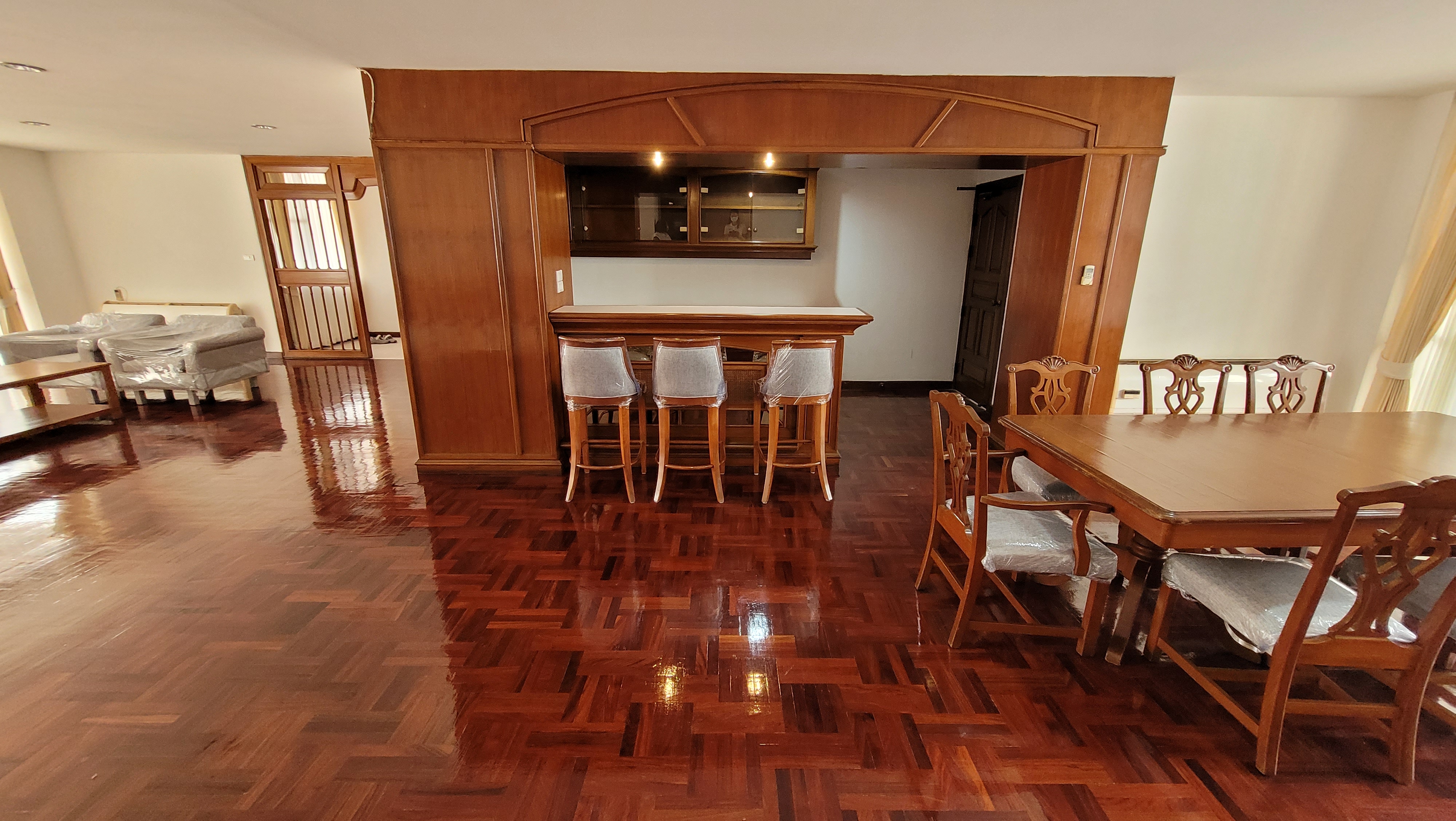 Apartment for rent in Asoke