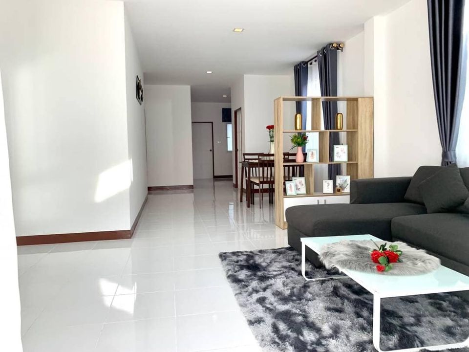 Urgent sale. Single house ready to move in. Soi Siam Country Club Pornprapanimit Pattaya
