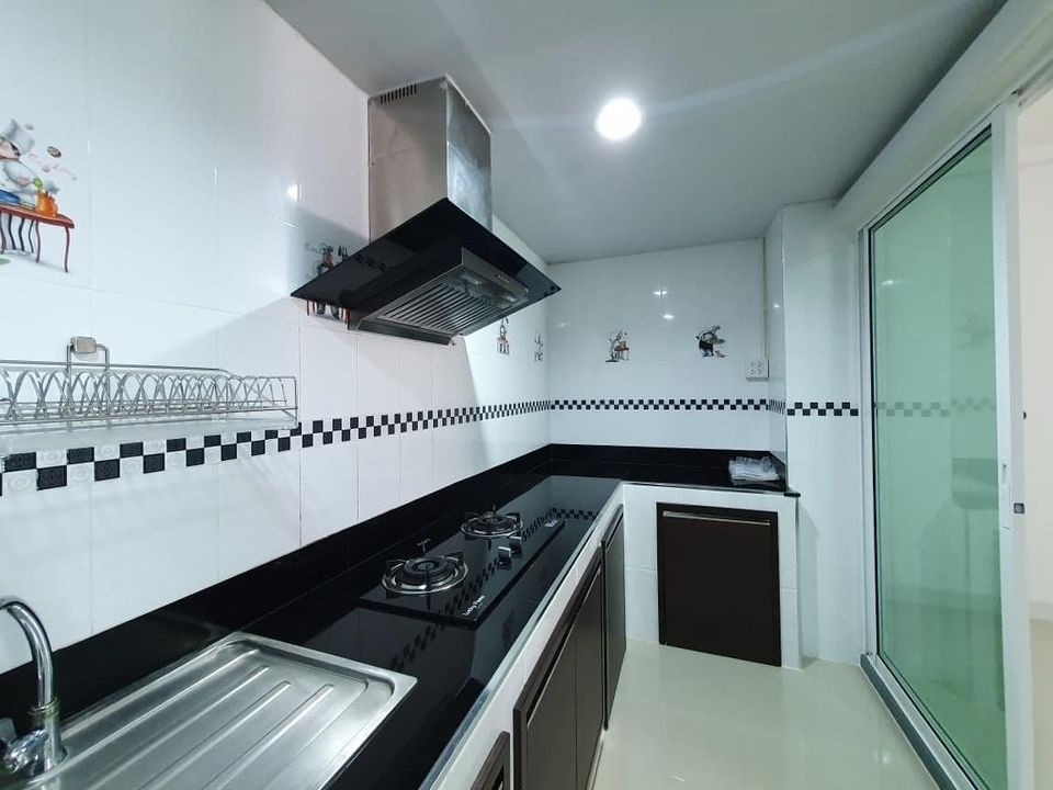 Townhome 2 floors Supalai Bella Pattaya Soi Siam Country Club, price 2 million baht