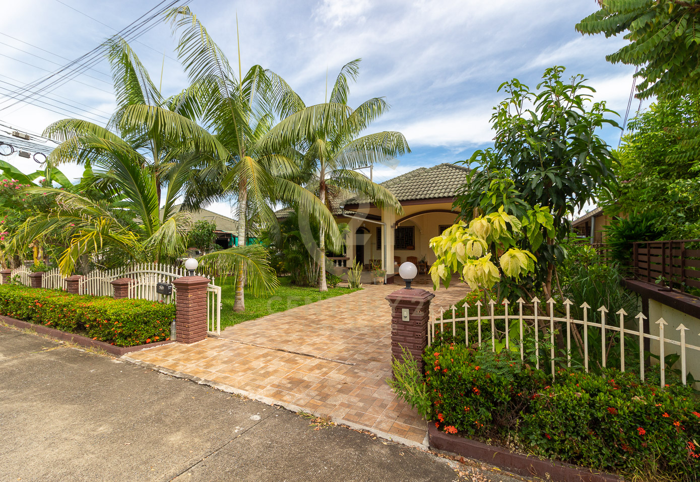 Single Story House Fully Furnished with Nice Garden for SELL or RENT