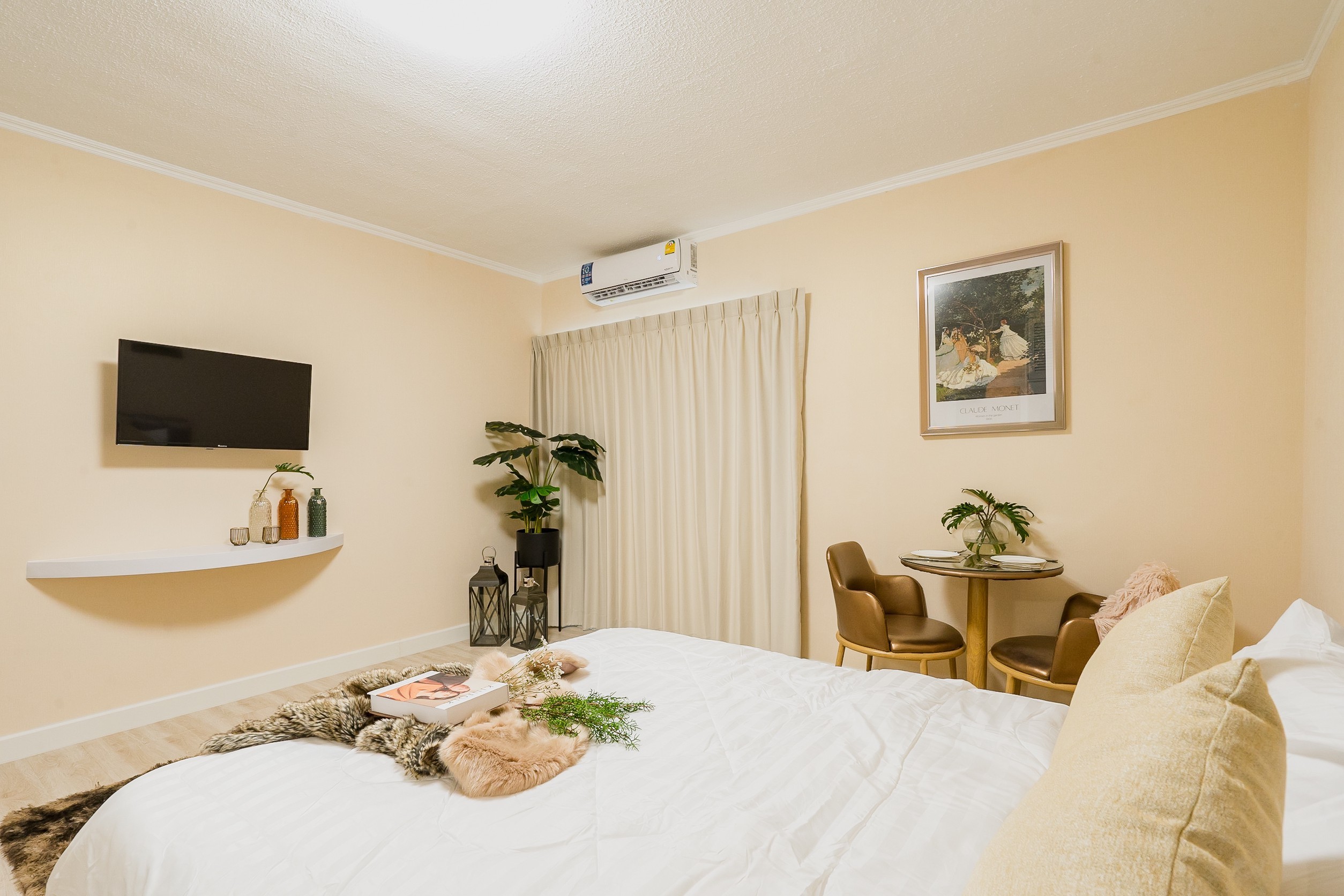 Renovated Modern Art style, Studio Condo for SALE at 103 Condominium