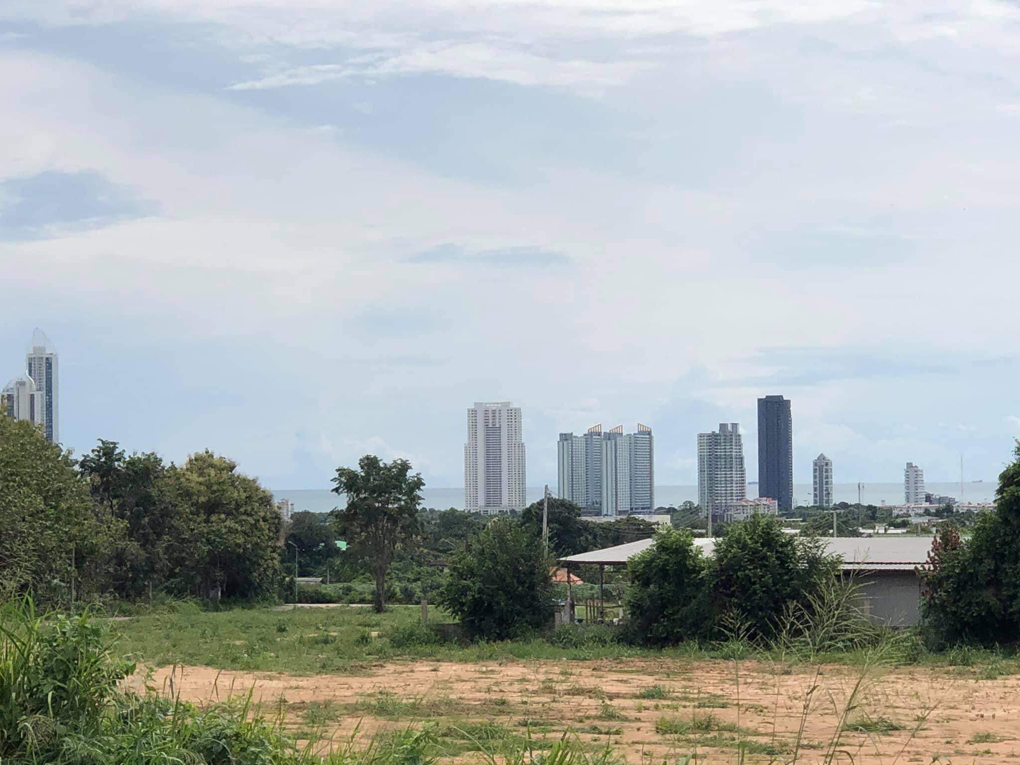 Land for sale Land on the hill, very beautiful view, cheap price, Soi Chaiyapruek Song Jomtien-Pattaya
